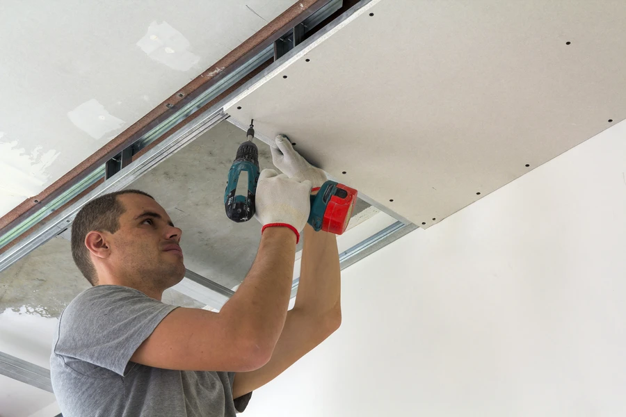 How Stucco Contractors Ensure Long Lasting Wall Repairs in Riverbank, CA